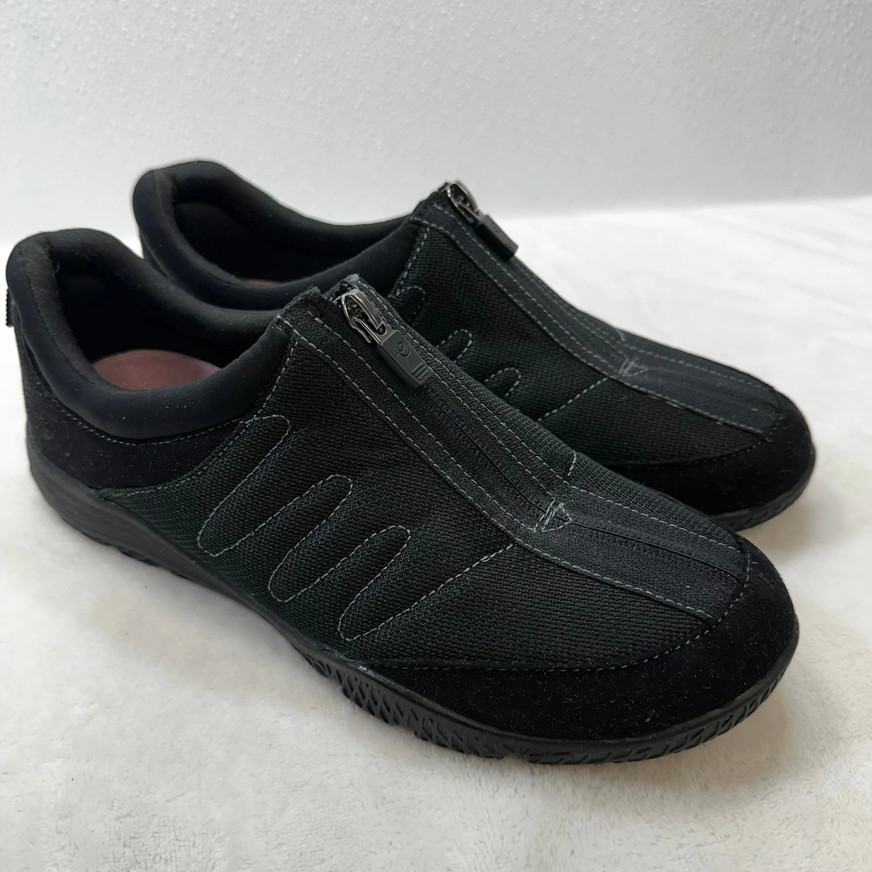 Shoes Sneakers By Easy Spirit In Black, Size: 8.5