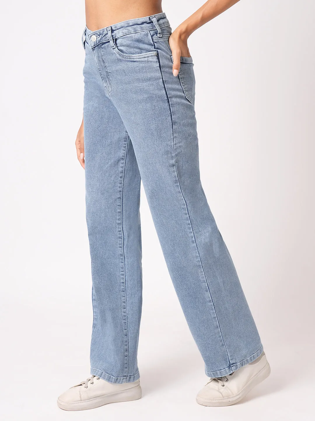 Women Light Blue High-Rise Relaxed Straight Fit Jeans