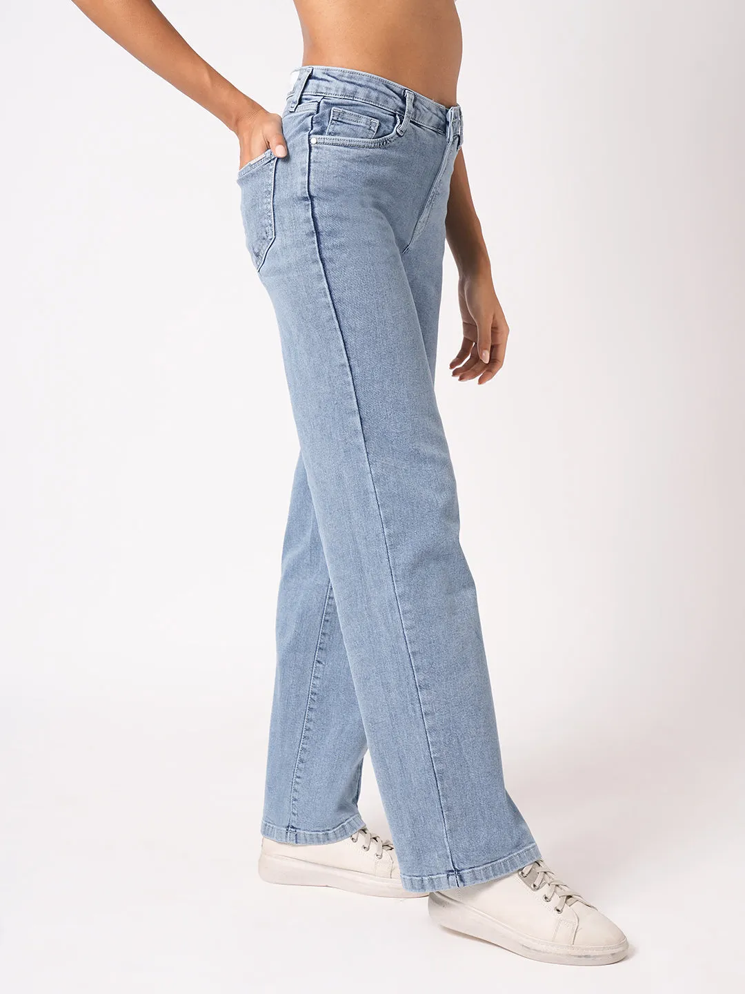 Women Light Blue High-Rise Relaxed Straight Fit Jeans